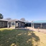 3 Bed house with Flat and Pool for Sale in Casseldale