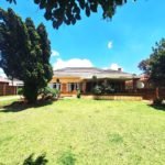 3 Bed House with Flat and Pool in Selcourt