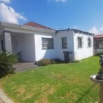 3 Bed House with Pool for Sale in Geduld Ext2