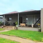 3 Bed House with 3 Flatlets for Sale in Geduld Ext 2