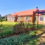 4 Bed house with pool for sale in Strubenvale