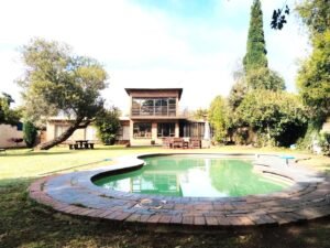 4 Bed House with Pool for Sale in Selcourt 114236127